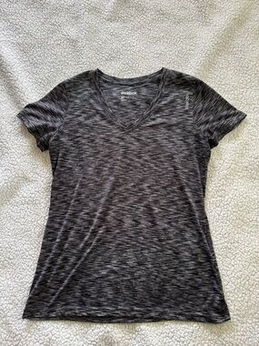 Reebok Women's Black Space-Dye V-Neck Performance Tee